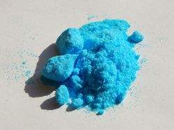 Copper(II)-sulfate-pentahydrate-sample