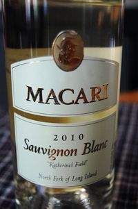 Macari-2010-sauvignon-blanc